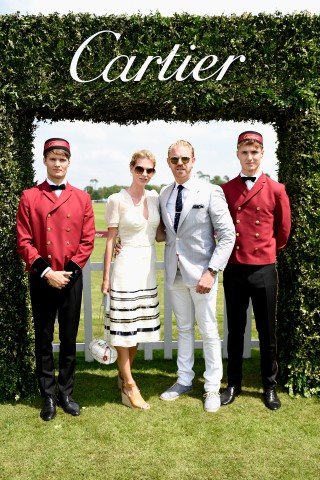 700065097 AJ 8893 4DBD00F300630B36720611EB98D87658